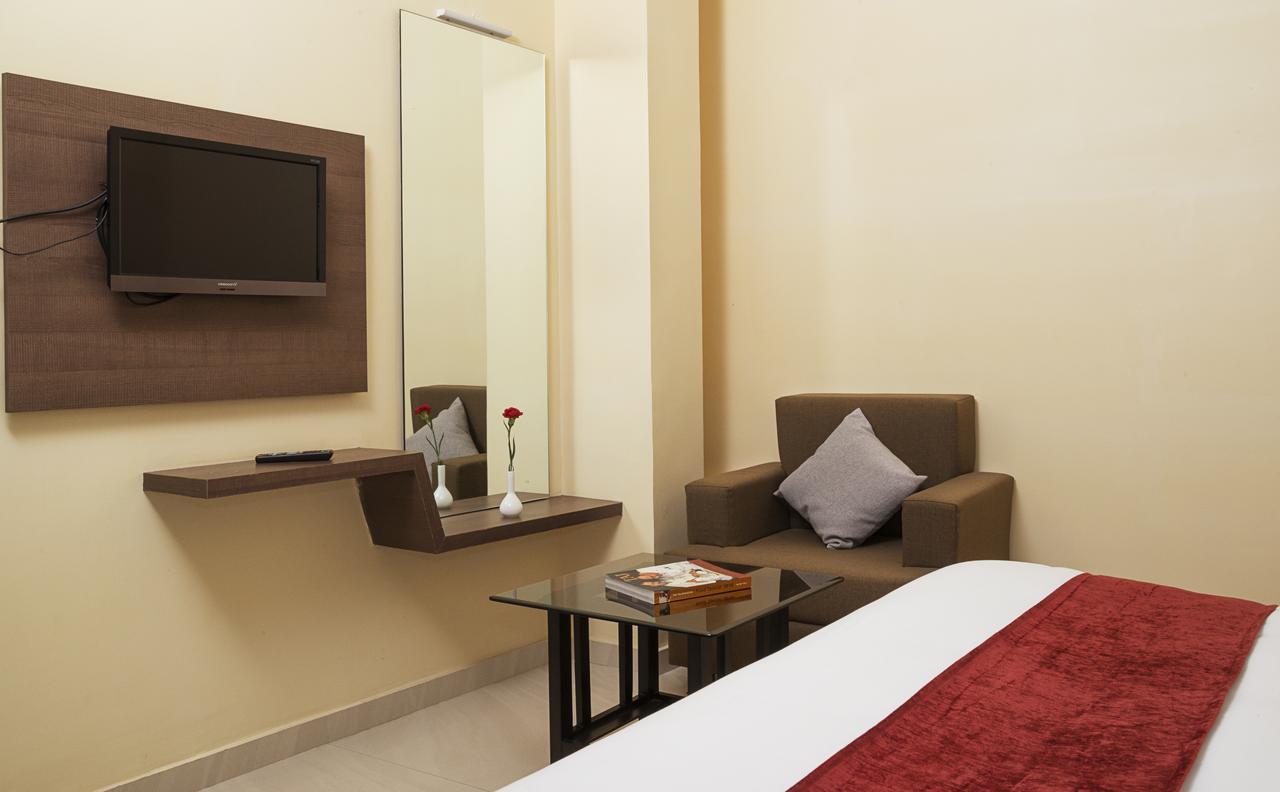 Sunshine Hotel Raigarh Exterior foto